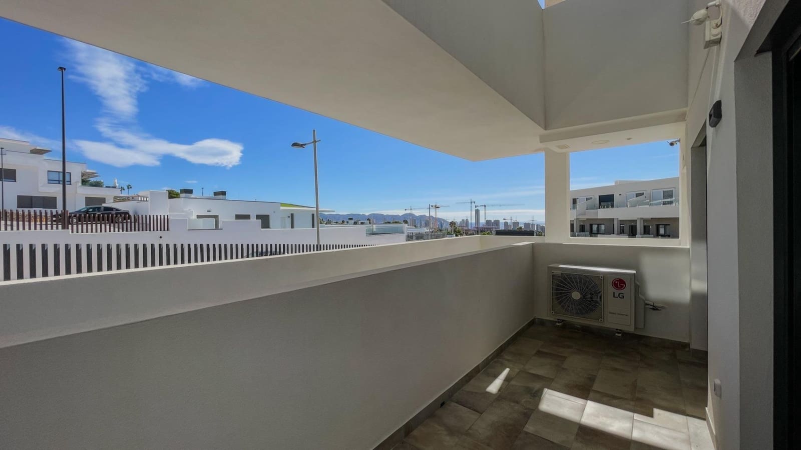 5 sypialnia Apartament na sprzedaż w Finestrat z basenem - 620 000 € (Ref: 9677476)