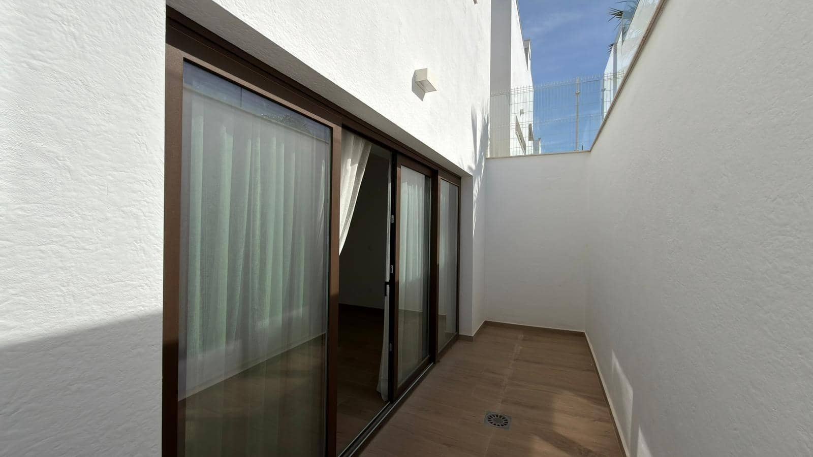 5 slaapkamer Villa te koop in Finestrat met zwembad - € 915.000 (Ref: 9679861)