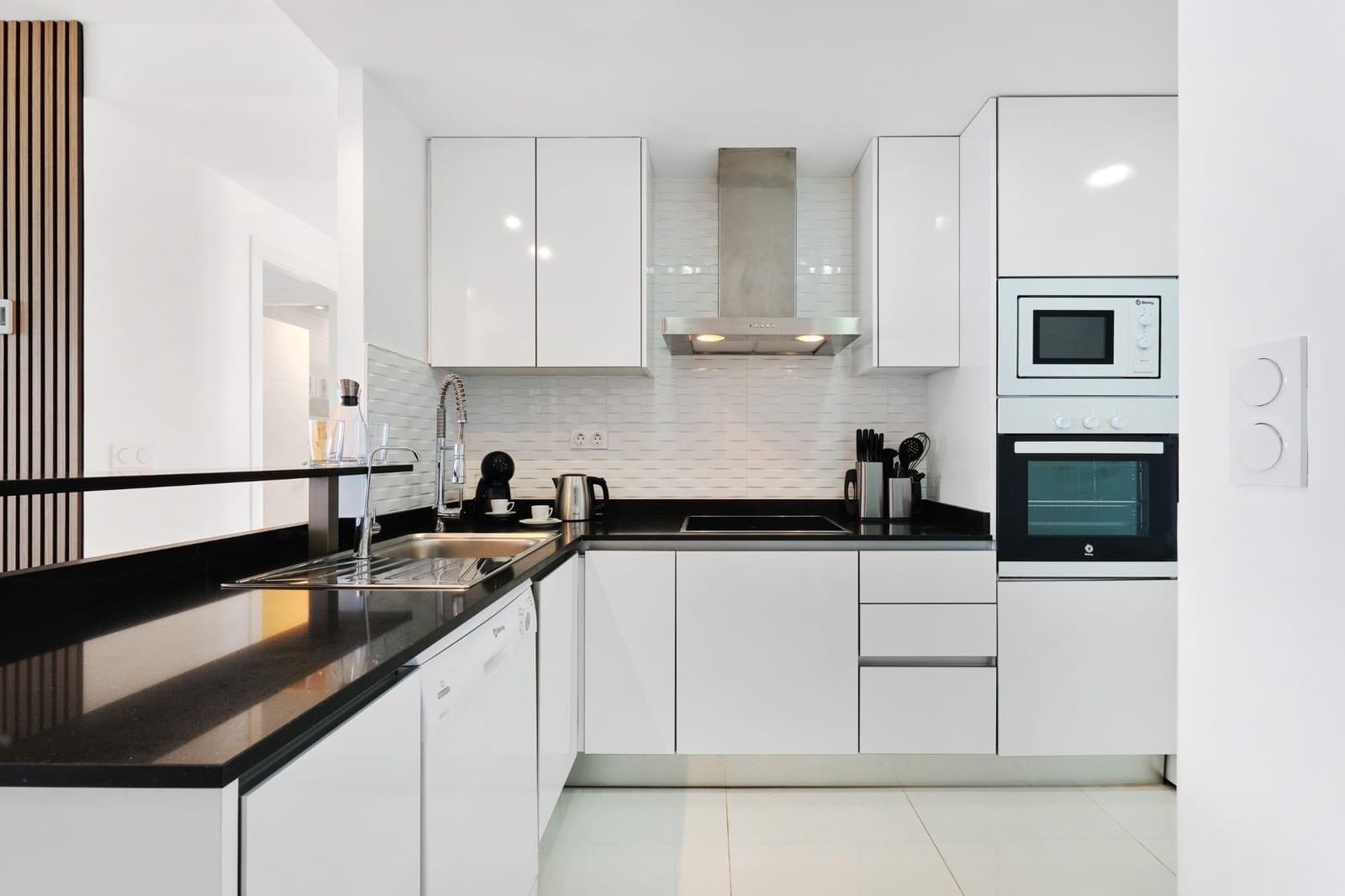 2 makuuhuone Huoneisto myytävänä paikassa Punta Prima mukana uima-altaan - 449 900 € (Ref: 9679865)