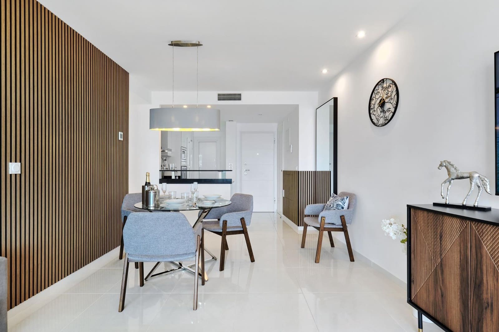 2 makuuhuone Huoneisto myytävänä paikassa Punta Prima mukana uima-altaan - 449 900 € (Ref: 9679865)