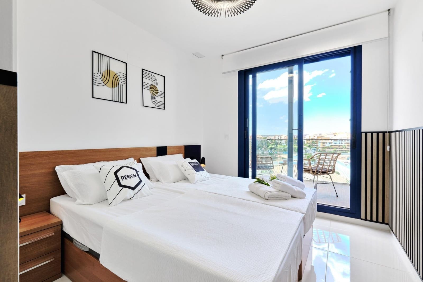 2 makuuhuone Huoneisto myytävänä paikassa Punta Prima mukana uima-altaan - 449 900 € (Ref: 9679865)