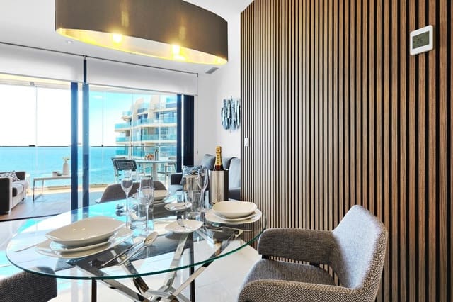 2 makuuhuone Huoneisto myytävänä paikassa Punta Prima, Torrevieja mukana uima-altaan - 449 900 € (Ref: 9679865)