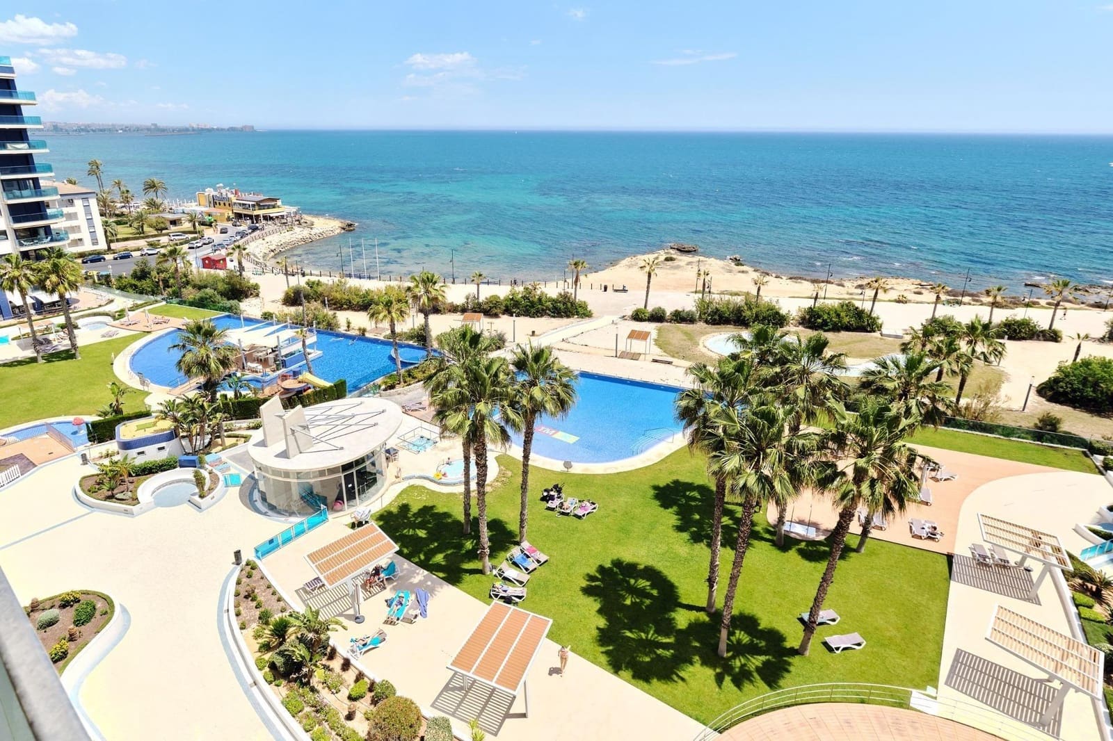 2 makuuhuone Huoneisto myytävänä paikassa Punta Prima mukana uima-altaan - 449 900 € (Ref: 9679865)