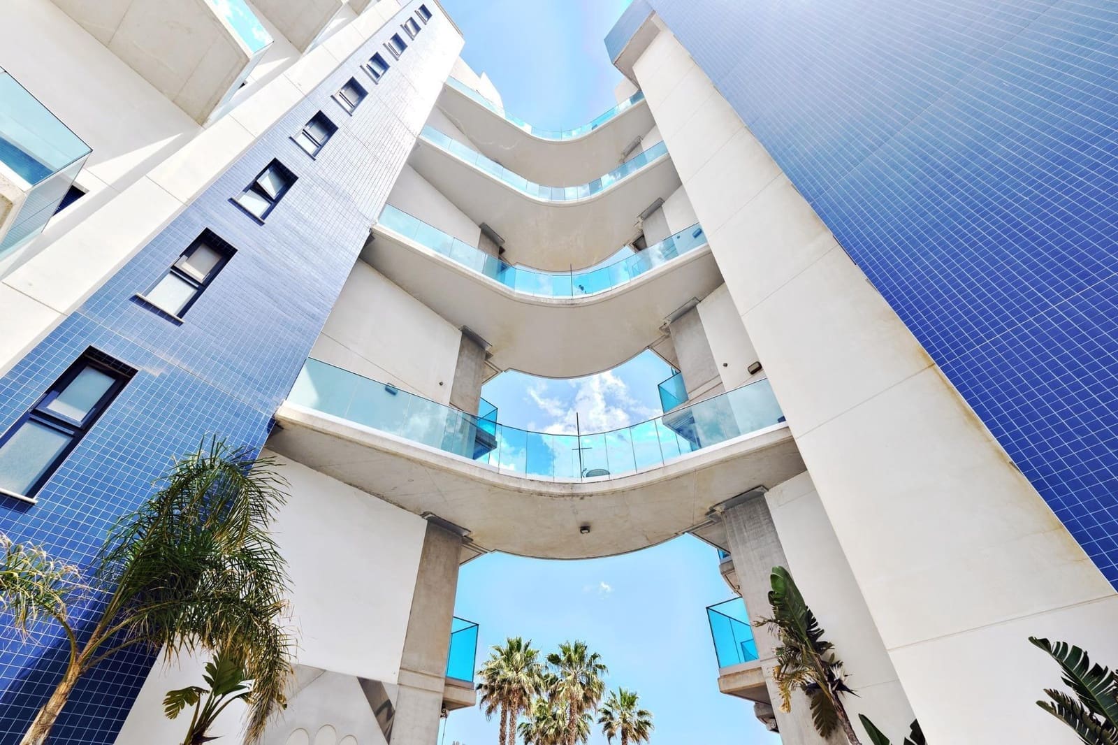 2 makuuhuone Huoneisto myytävänä paikassa Punta Prima mukana uima-altaan - 449 900 € (Ref: 9679865)