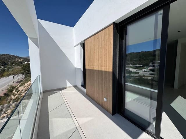 3 quarto Moradia para venda em Finestrat com piscina - 850 000 € (Ref: 9679867)