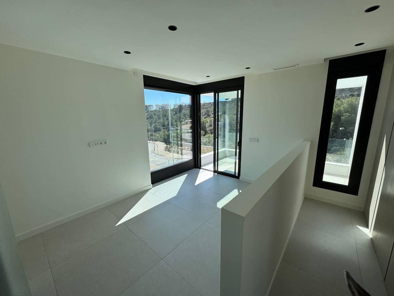 3 quarto Moradia para venda em Finestrat com piscina - 850 000 € (Ref: 9679867)