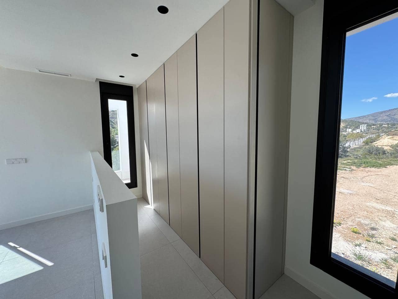 3 quarto Moradia para venda em Finestrat com piscina - 850 000 € (Ref: 9679867)