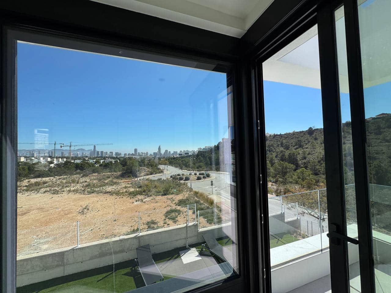 3 quarto Moradia para venda em Finestrat com piscina - 850 000 € (Ref: 9679867)