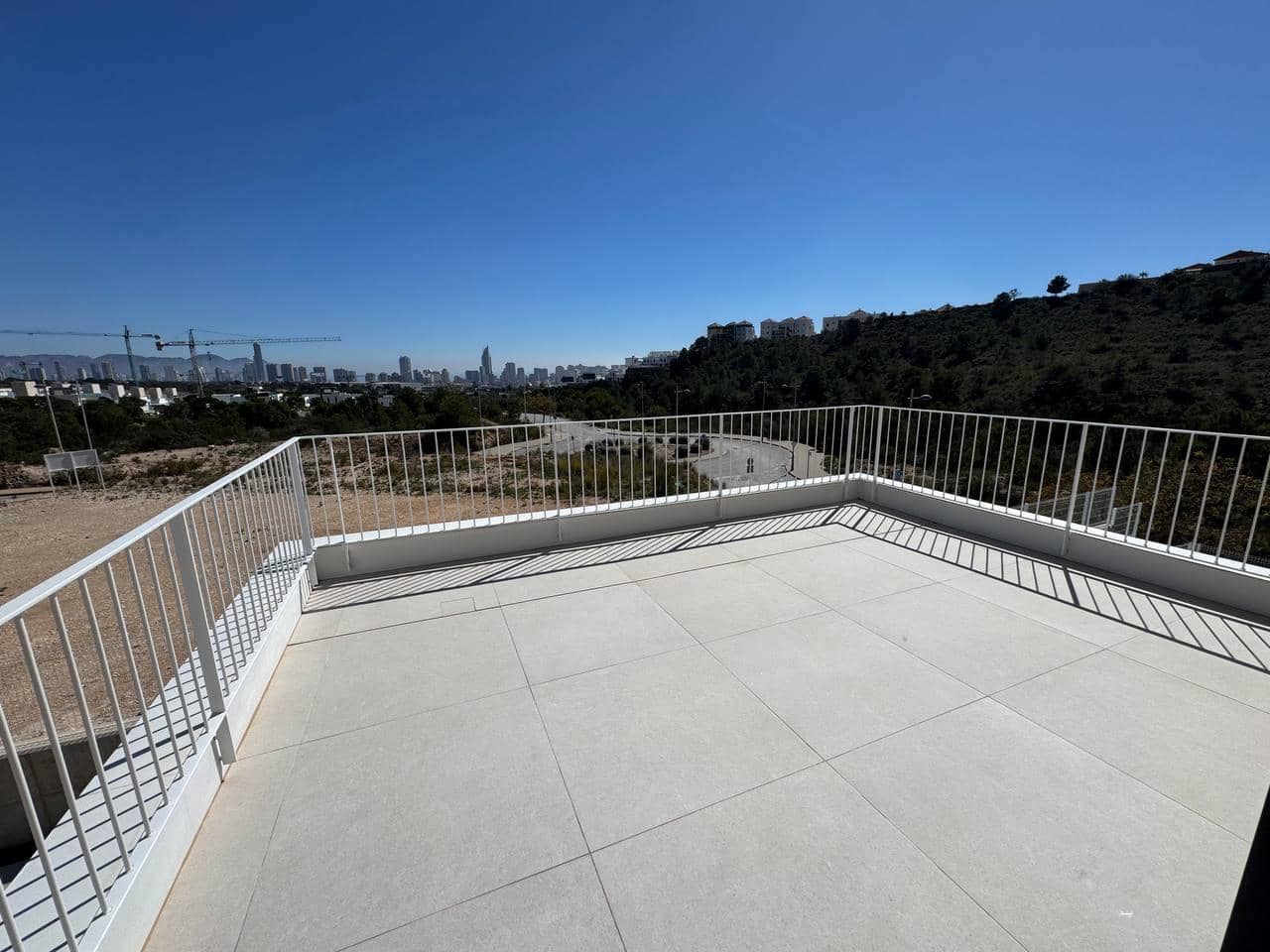 3 quarto Moradia para venda em Finestrat com piscina - 850 000 € (Ref: 9679867)