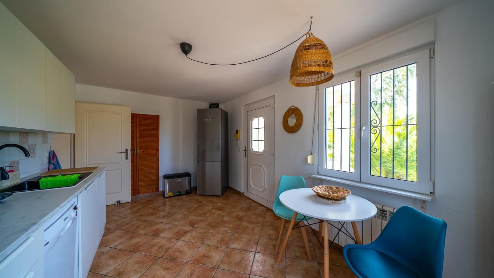 3 sypialnia Willa na sprzedaż w El Campello z basenem garażem - 880 000 € (Ref: 9679870)