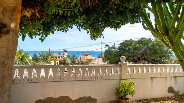 3 sypialnia Willa na sprzedaż w El Campello z basenem garażem - 880 000 € (Ref: 9679870)