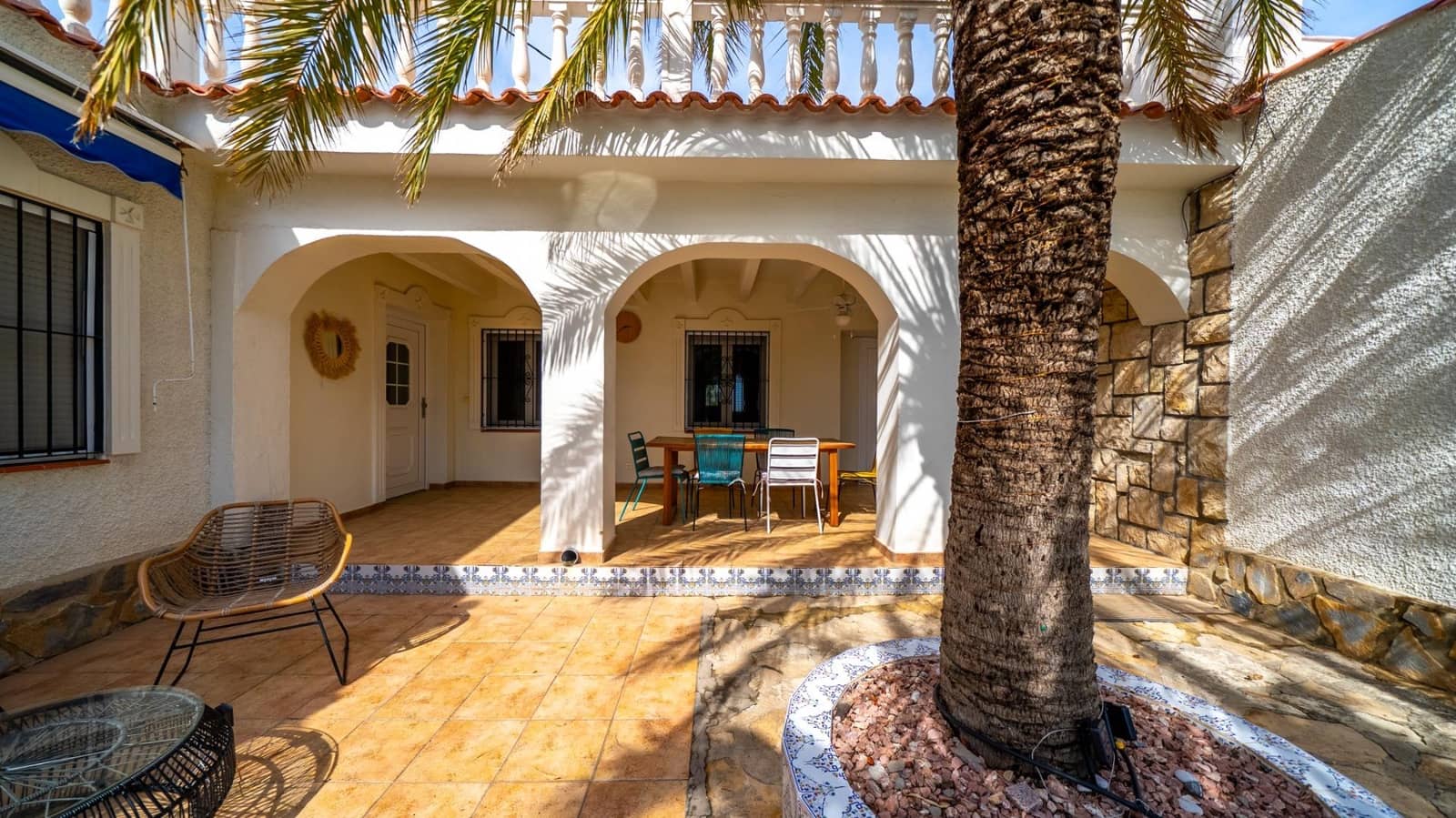 3 sypialnia Willa na sprzedaż w El Campello z basenem garażem - 880 000 € (Ref: 9679870)