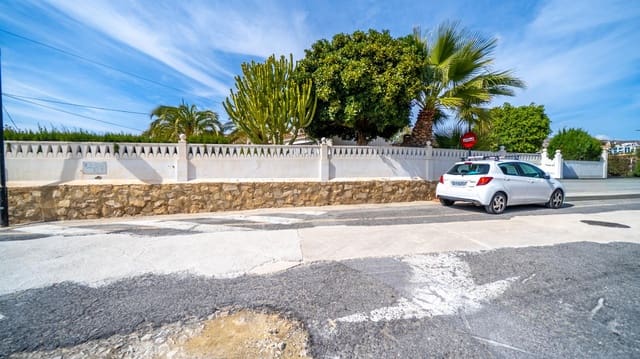 3 sypialnia Willa na sprzedaż w El Campello z basenem garażem - 880 000 € (Ref: 9679870)