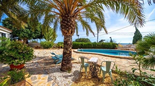 3 sypialnia Willa na sprzedaż w El Campello z basenem garażem - 880 000 € (Ref: 9679870)