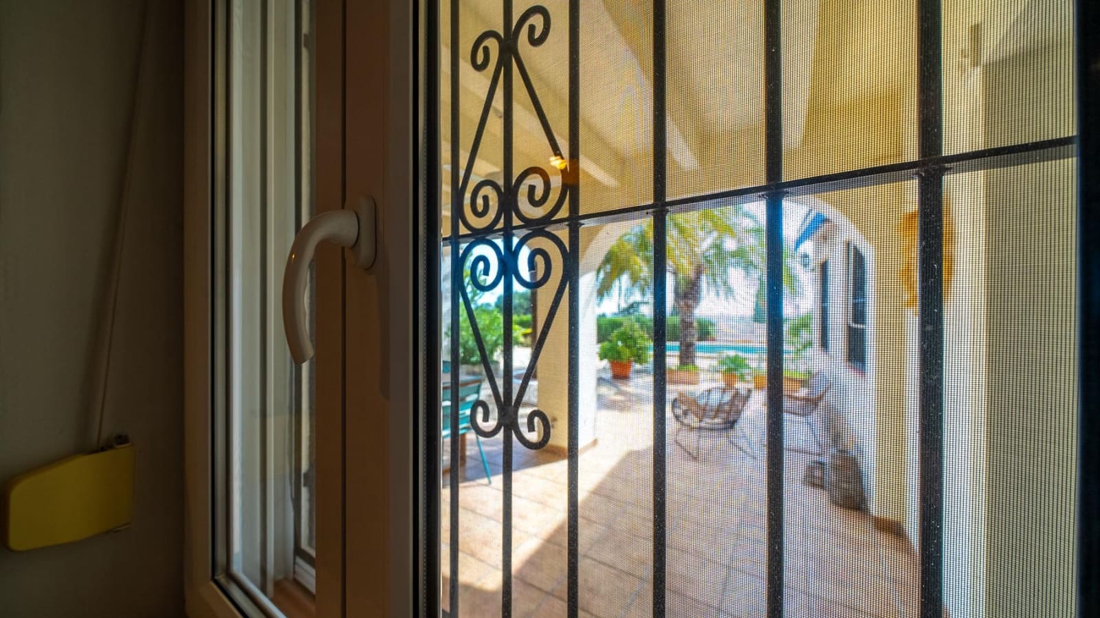 3 sypialnia Willa na sprzedaż w El Campello z basenem garażem - 880 000 € (Ref: 9679870)