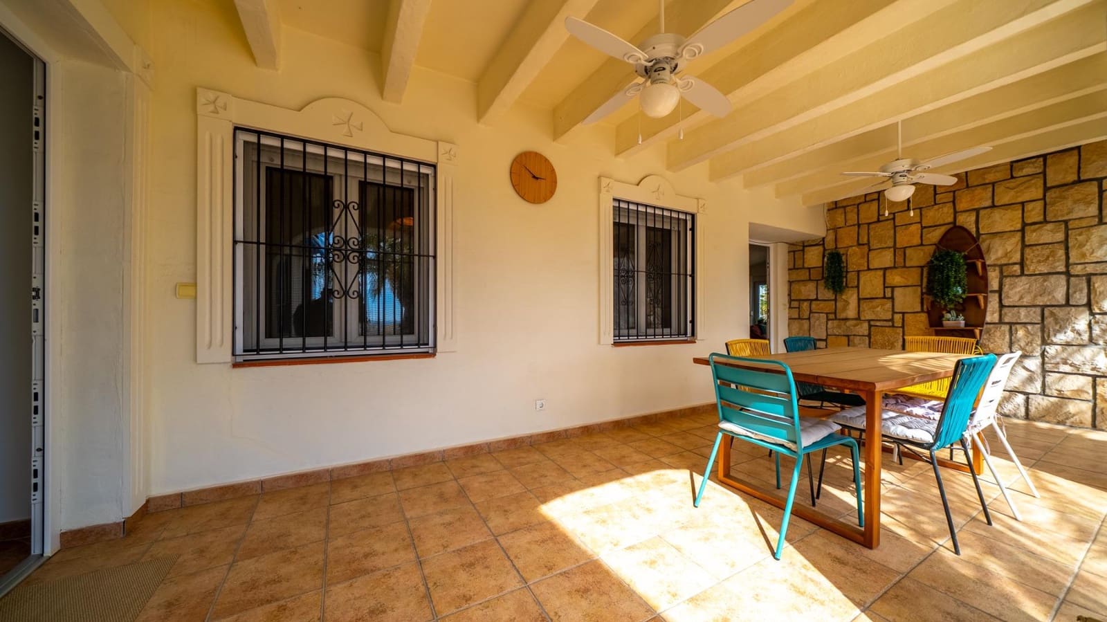 3 sypialnia Willa na sprzedaż w El Campello z basenem garażem - 880 000 € (Ref: 9679870)