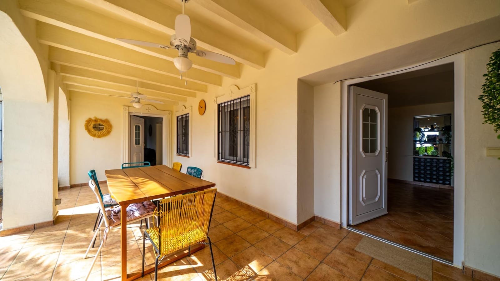 3 sypialnia Willa na sprzedaż w El Campello z basenem garażem - 880 000 € (Ref: 9679870)