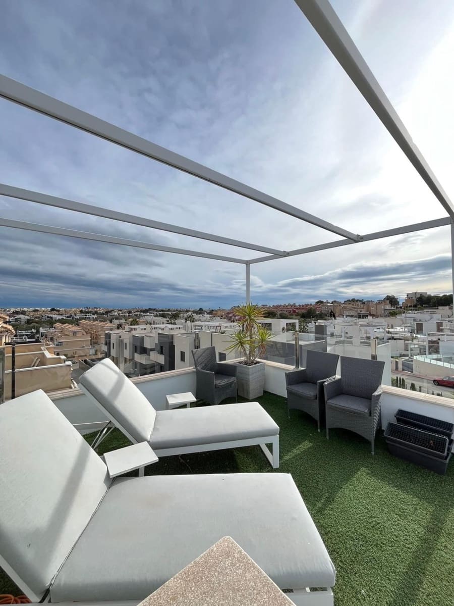 3 chambre Villa/Maison à vendre à Orihuela Costa avec piscine - 345 000 € (Ref: 9686427)