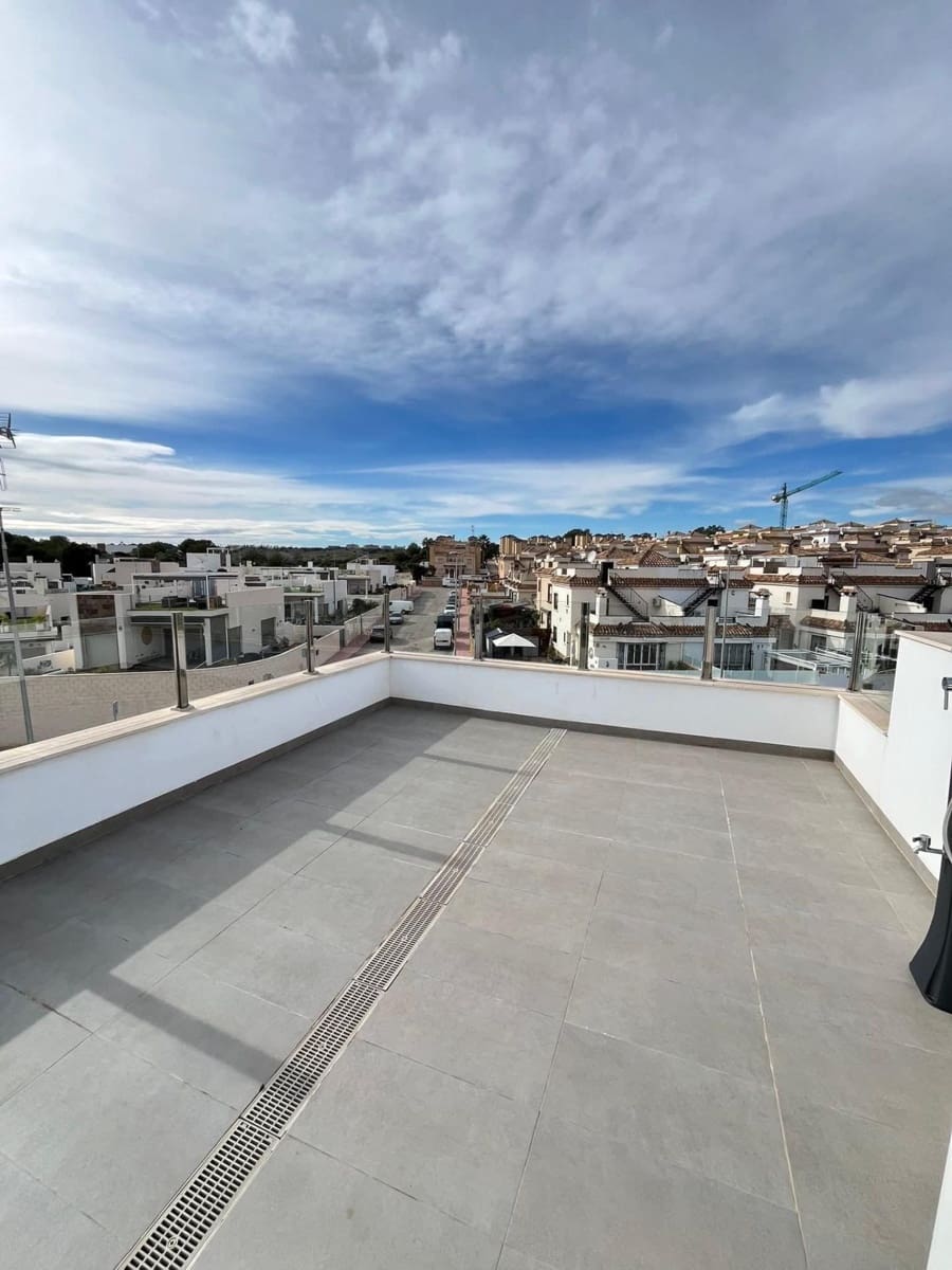 3 chambre Villa/Maison à vendre à Orihuela Costa avec piscine - 345 000 € (Ref: 9686427)