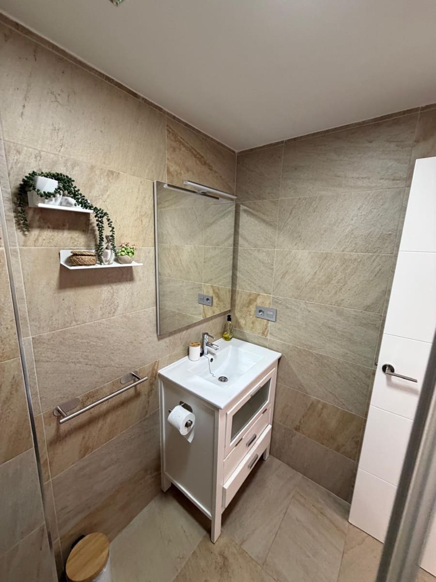 2 soveværelse Lejlighed til salg i Torrevieja - € 137.000 (Ref: 9690604)