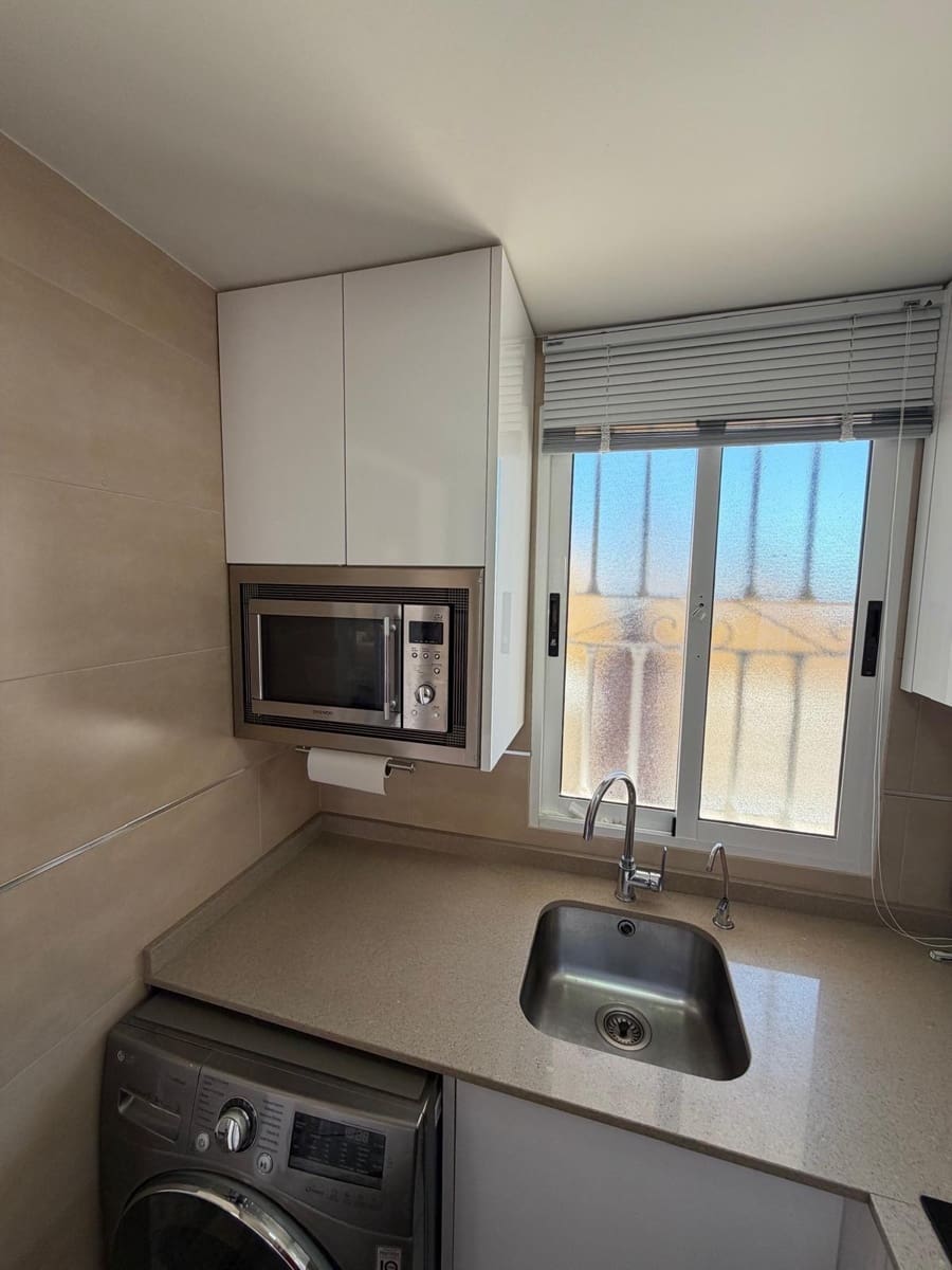 2 soveværelse Lejlighed til salg i Torrevieja - € 137.000 (Ref: 9690604)