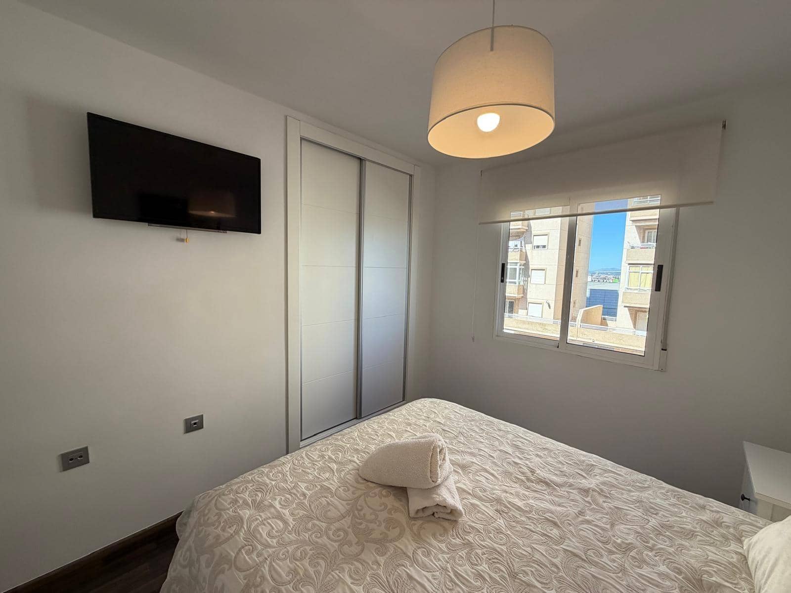 2 soveværelse Lejlighed til salg i Torrevieja - € 137.000 (Ref: 9690604)