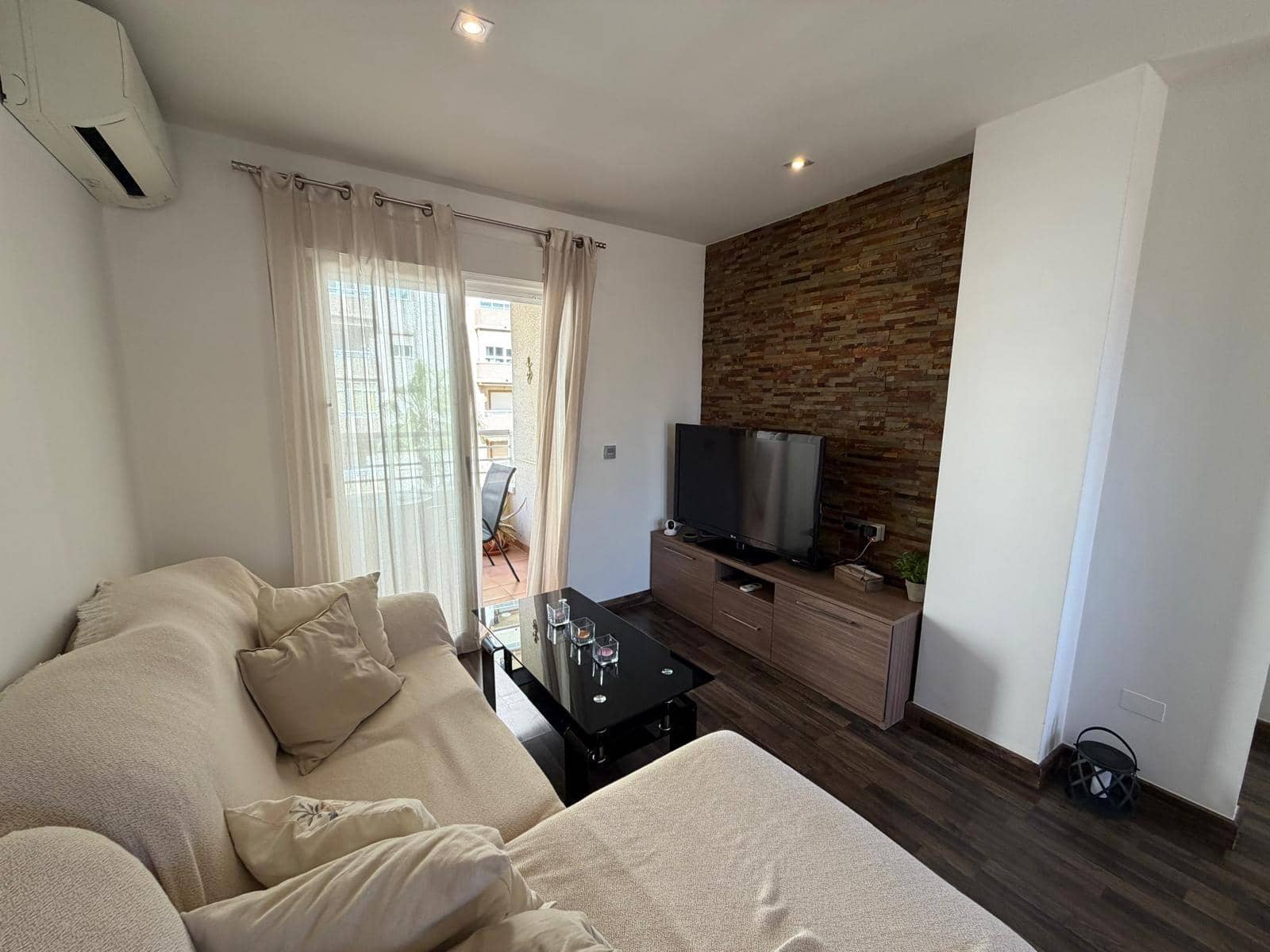 2 soveværelse Lejlighed til salg i Torrevieja - € 137.000 (Ref: 9690604)