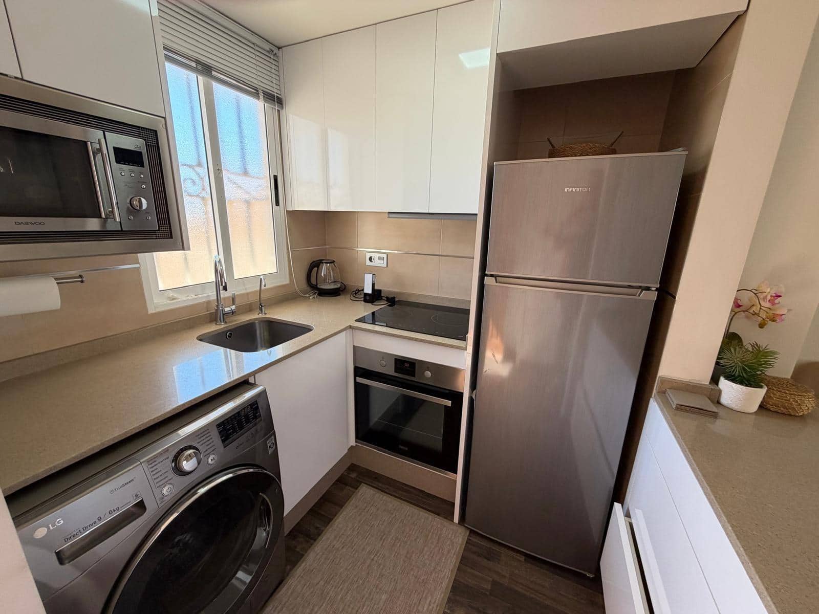 2 soveværelse Lejlighed til salg i Torrevieja - € 137.000 (Ref: 9690604)