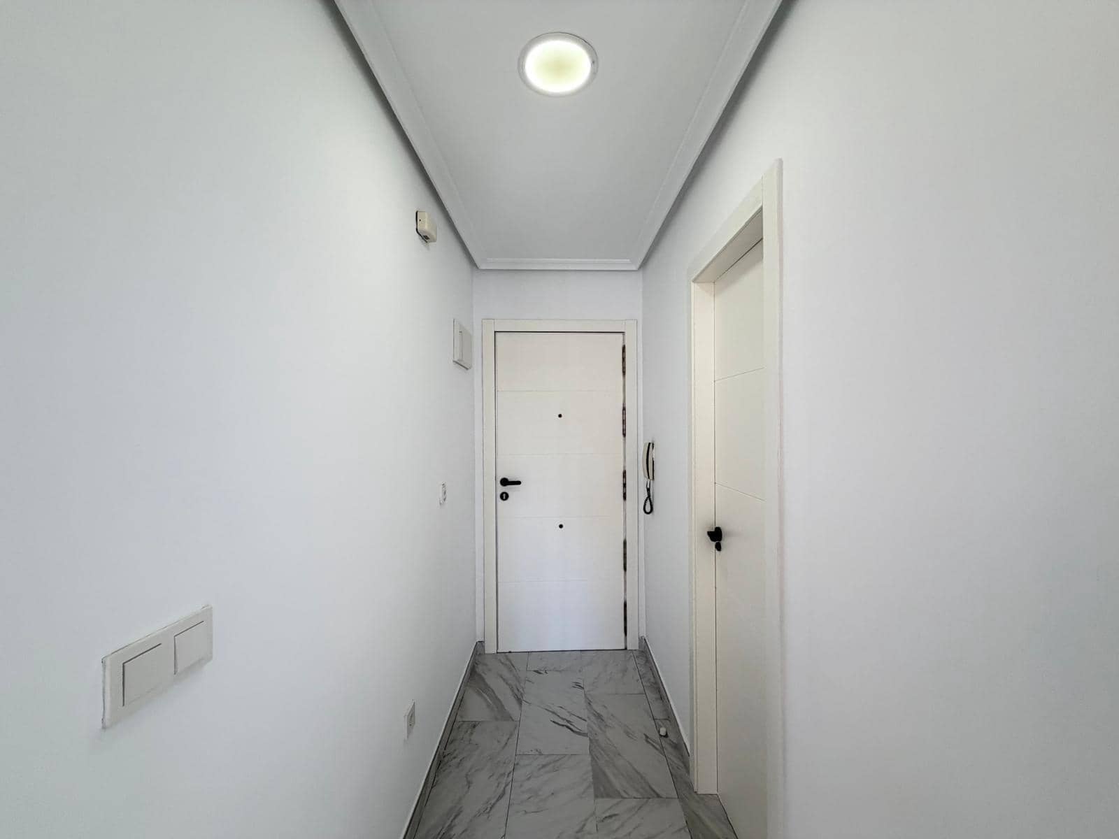 2 soveværelse Lejlighed til salg i Torrevieja - € 200.000 (Ref: 9690605)