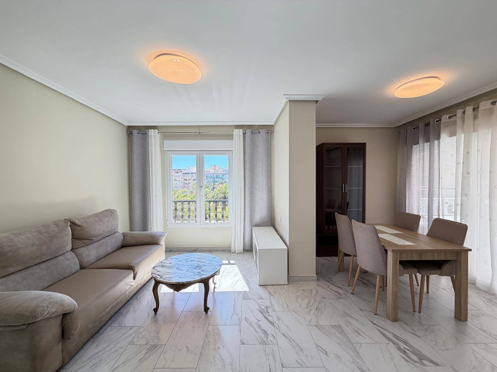 2 soveværelse Lejlighed til salg i Torrevieja - € 200.000 (Ref: 9690605)