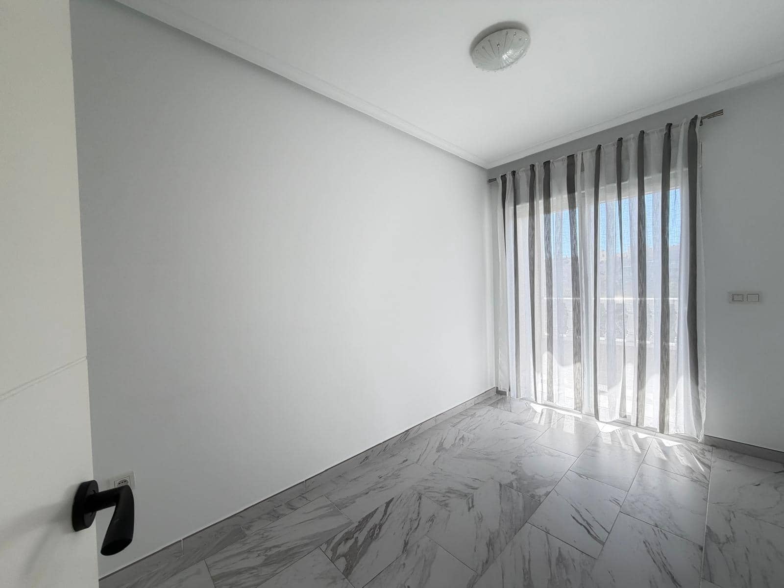 2 soveværelse Lejlighed til salg i Torrevieja - € 200.000 (Ref: 9690605)