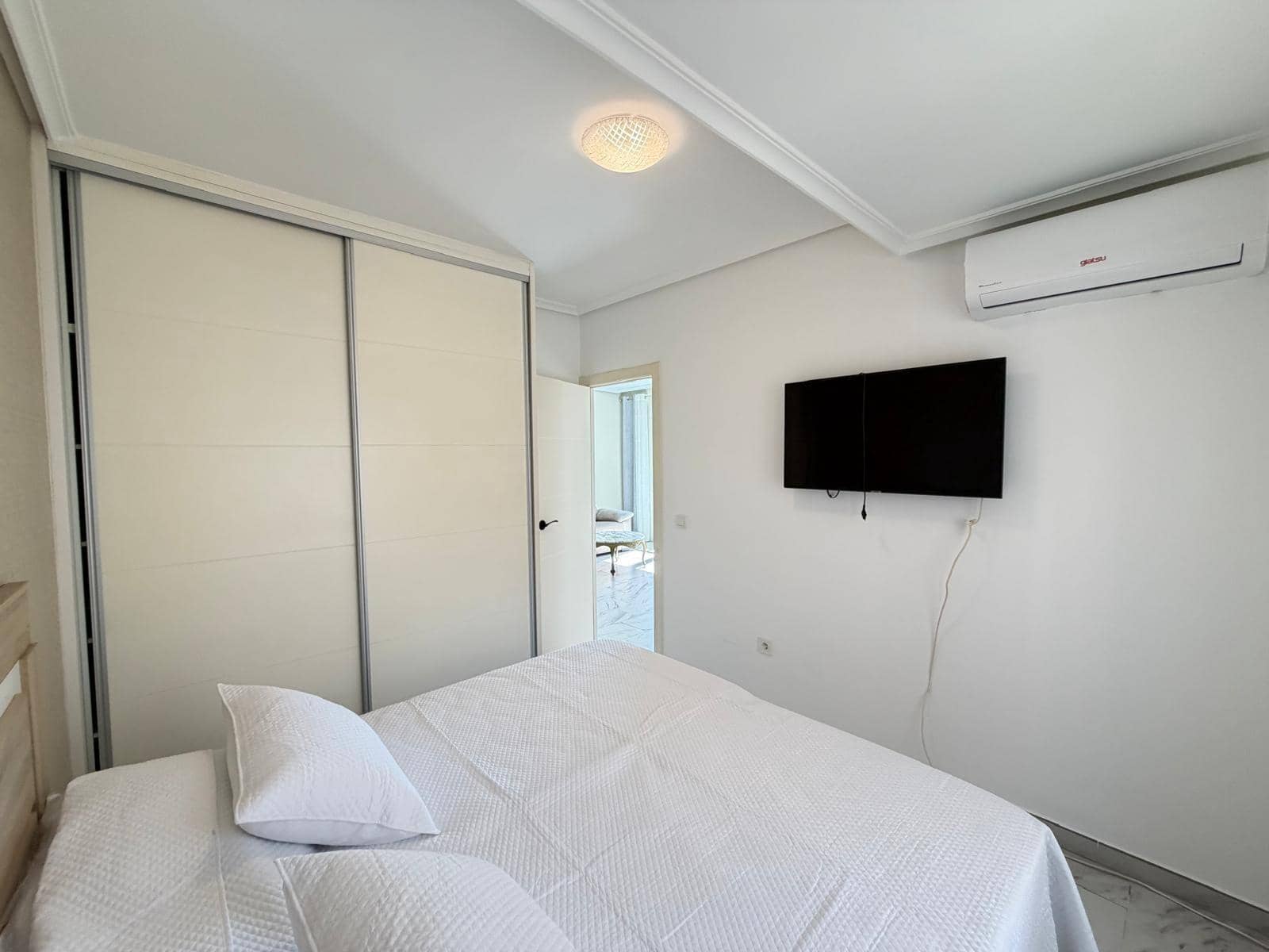 2 soveværelse Lejlighed til salg i Torrevieja - € 200.000 (Ref: 9690605)