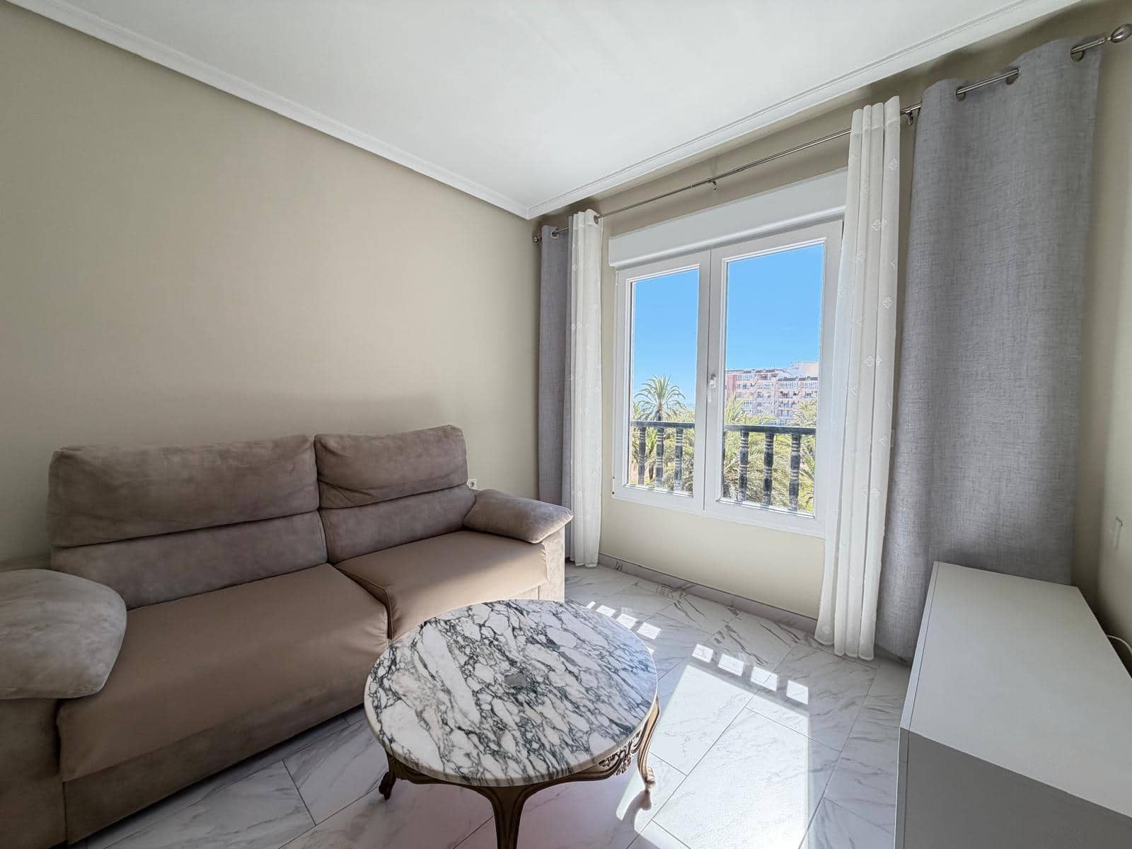 2 soveværelse Lejlighed til salg i Torrevieja - € 200.000 (Ref: 9690605)