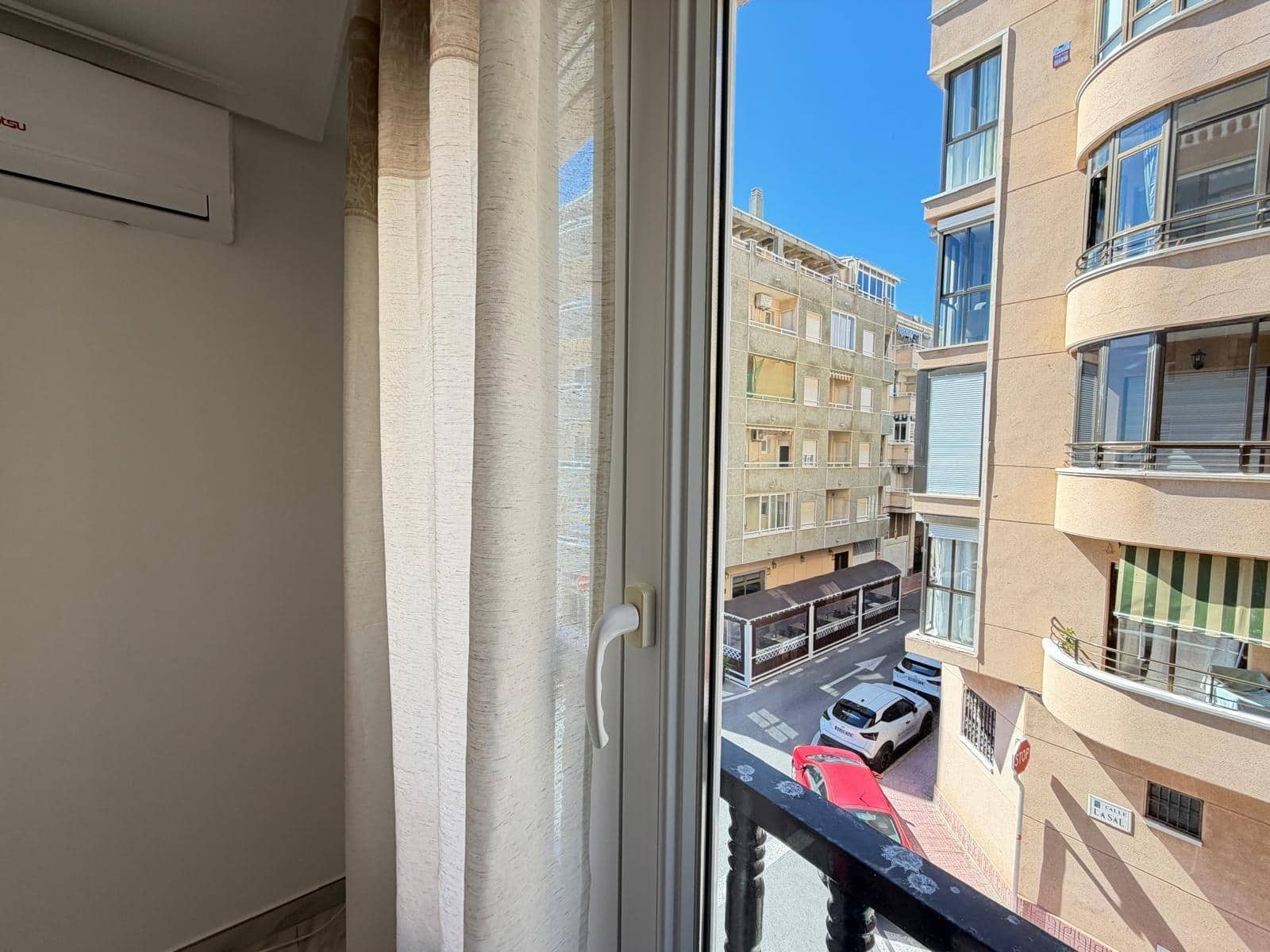 2 soveværelse Lejlighed til salg i Torrevieja - € 200.000 (Ref: 9690605)