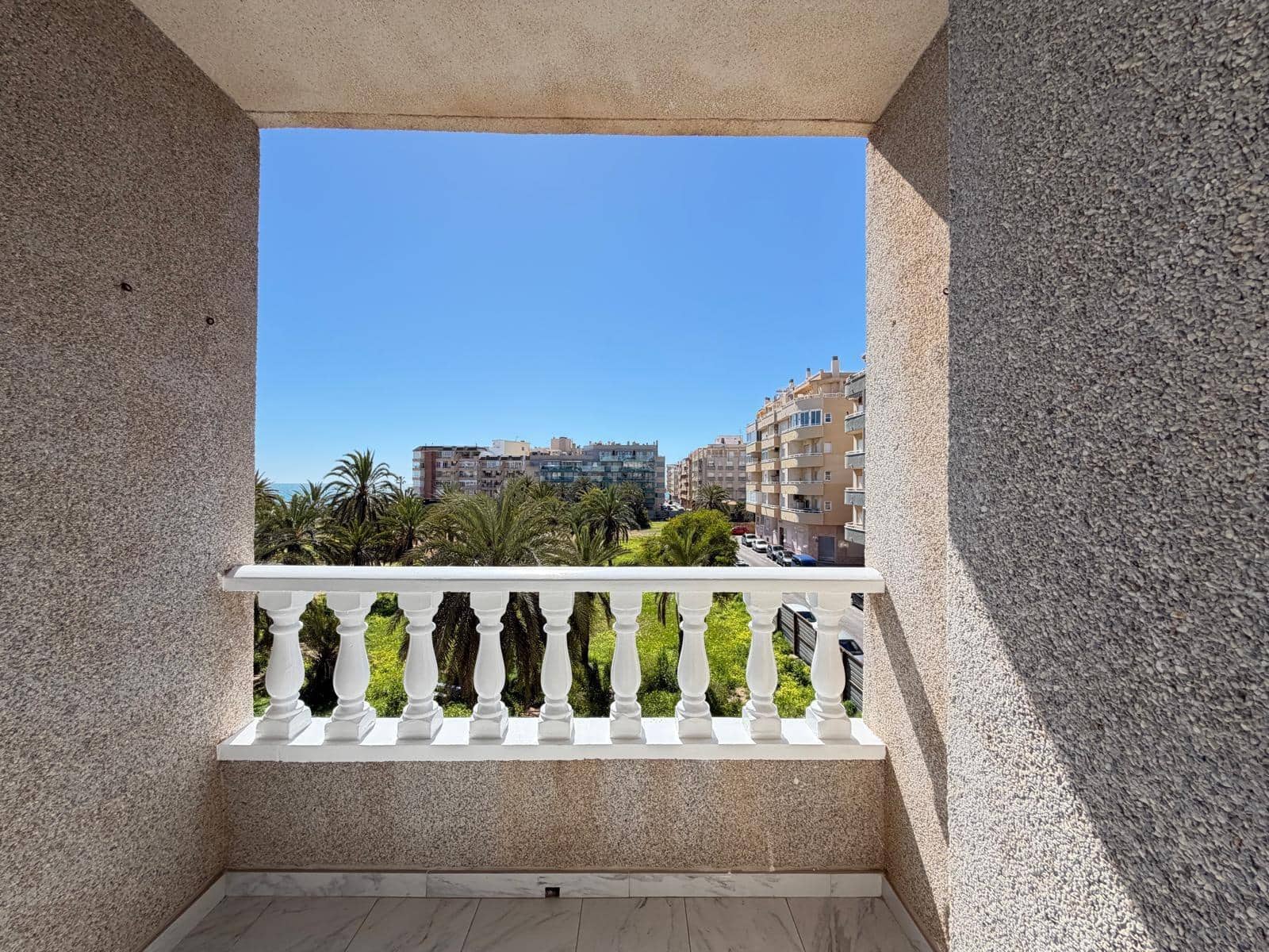 2 soveværelse Lejlighed til salg i Torrevieja - € 200.000 (Ref: 9690605)