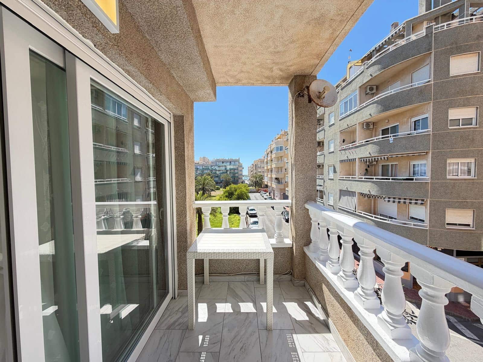 2 soveværelse Lejlighed til salg i Torrevieja - € 200.000 (Ref: 9690605)