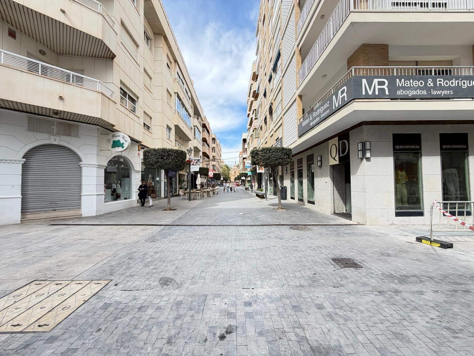 Apartamento de 3 habitaciones en Torrevieja en venta - 285.000 € (Ref: 9695342)