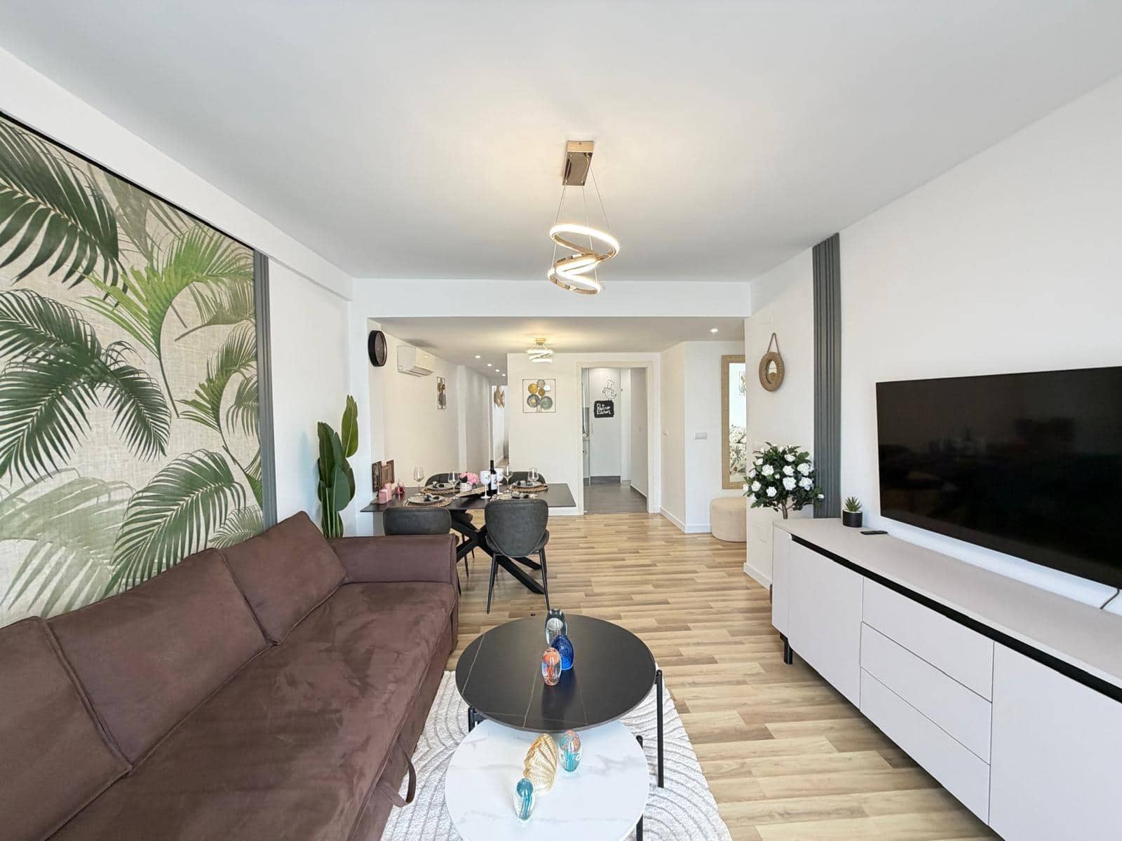 Apartamento de 3 habitaciones en Torrevieja en venta - 285.000 € (Ref: 9695342)