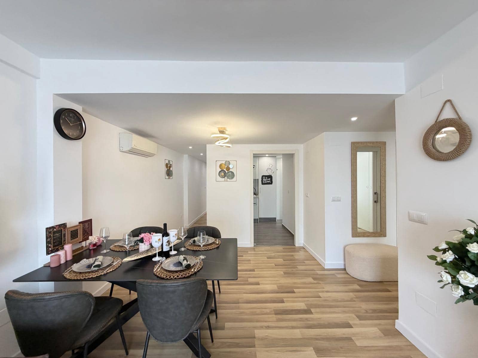 Apartamento de 3 habitaciones en Torrevieja en venta - 285.000 € (Ref: 9695342)