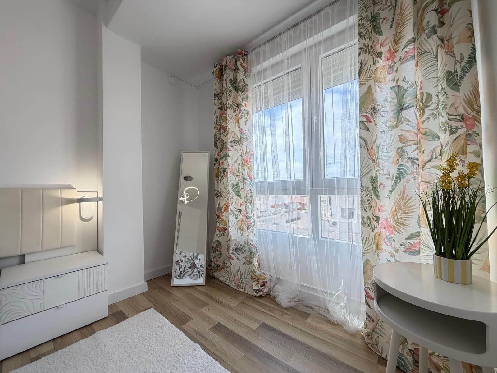 Apartamento de 3 habitaciones en Torrevieja en venta - 285.000 € (Ref: 9695342)