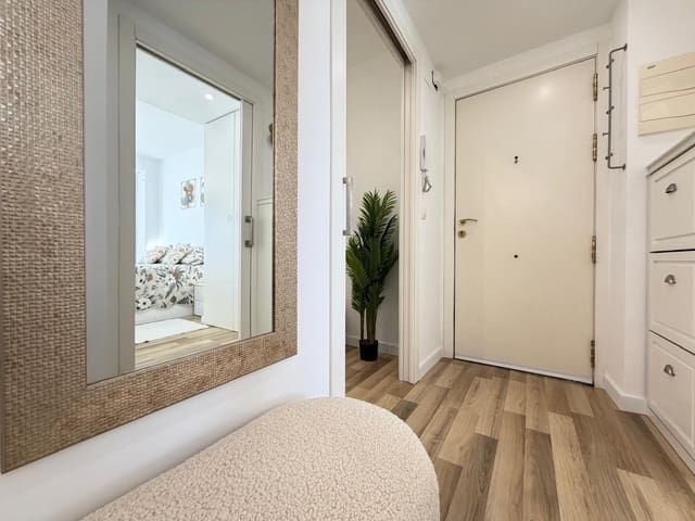 Apartamento de 3 habitaciones en Centro, Torrevieja en venta - 285.000 € (Ref: 9695342)