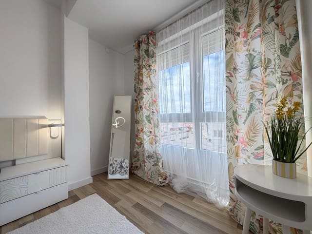 Apartamento de 3 habitaciones en Centro, Torrevieja en venta - 285.000 € (Ref: 9695342)