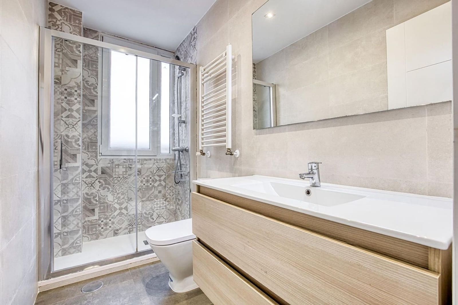 2 bedroom Flat for sale in Madrid city - € 487,000 (Ref: 9695343)