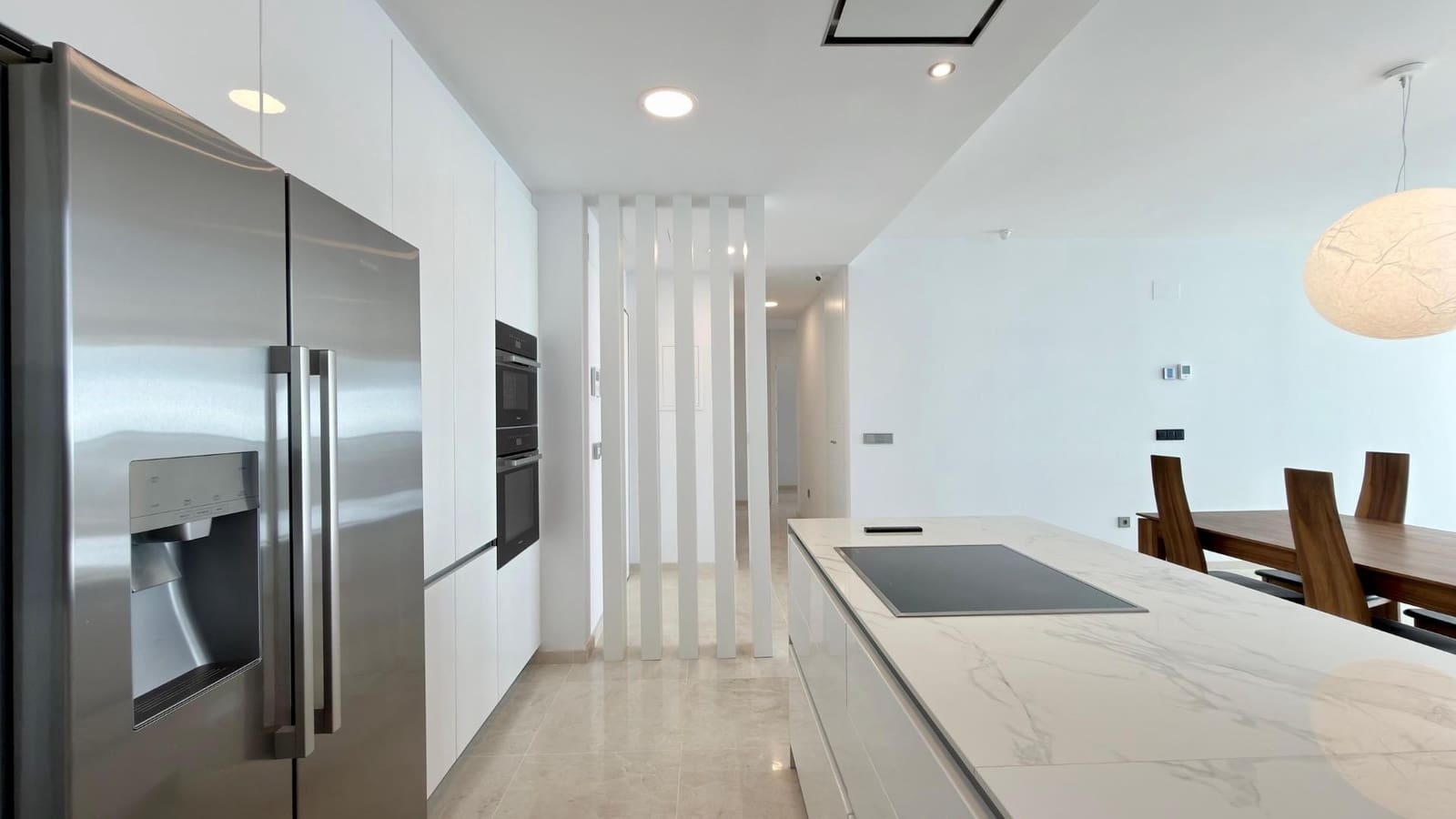 3 bedroom Penthouse for sale in Benidorm with pool - € 1,339,000 (Ref: 9695345)