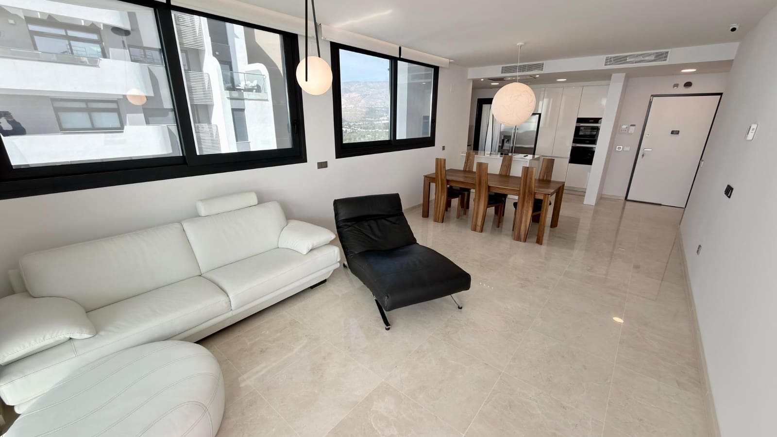 3 bedroom Penthouse for sale in Benidorm with pool - € 1,339,000 (Ref: 9695345)