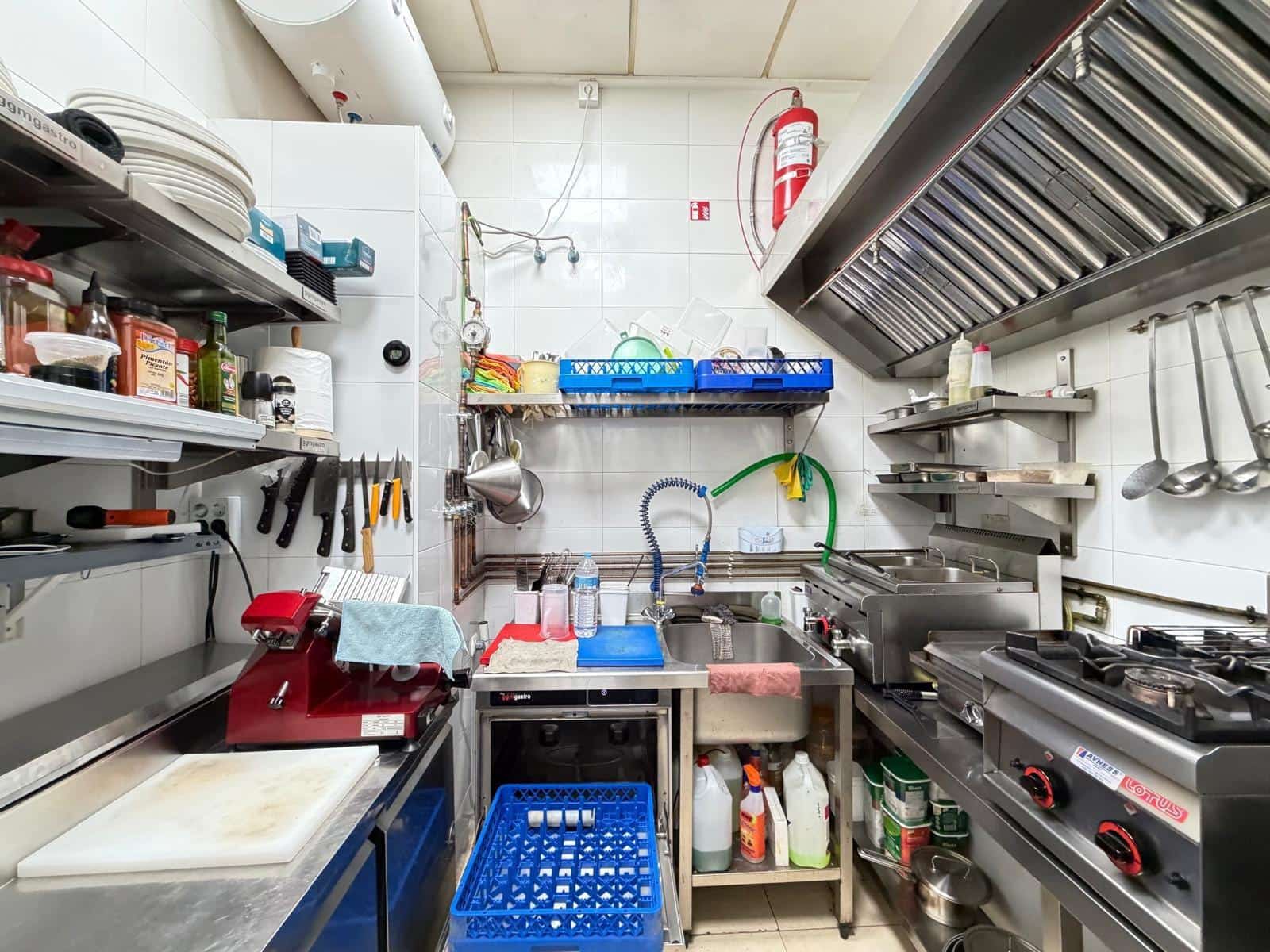 Comercial para venda em Torrevieja - 200 000 € (Ref: 9695348)