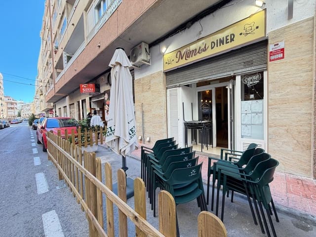 Comercial para venda em Playa de los Locos, Torrevieja - 200 000 € (Ref: 9695348)