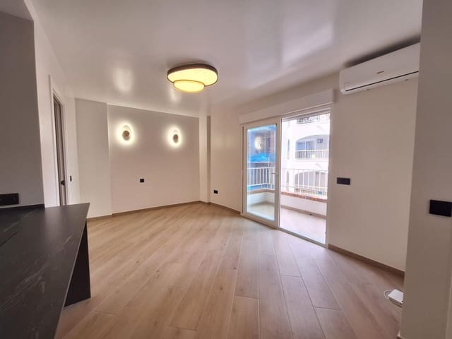 Apartamento de 3 habitaciones en Playa de los Locos, Torrevieja en venta - 270.000 € (Ref: 9701629)