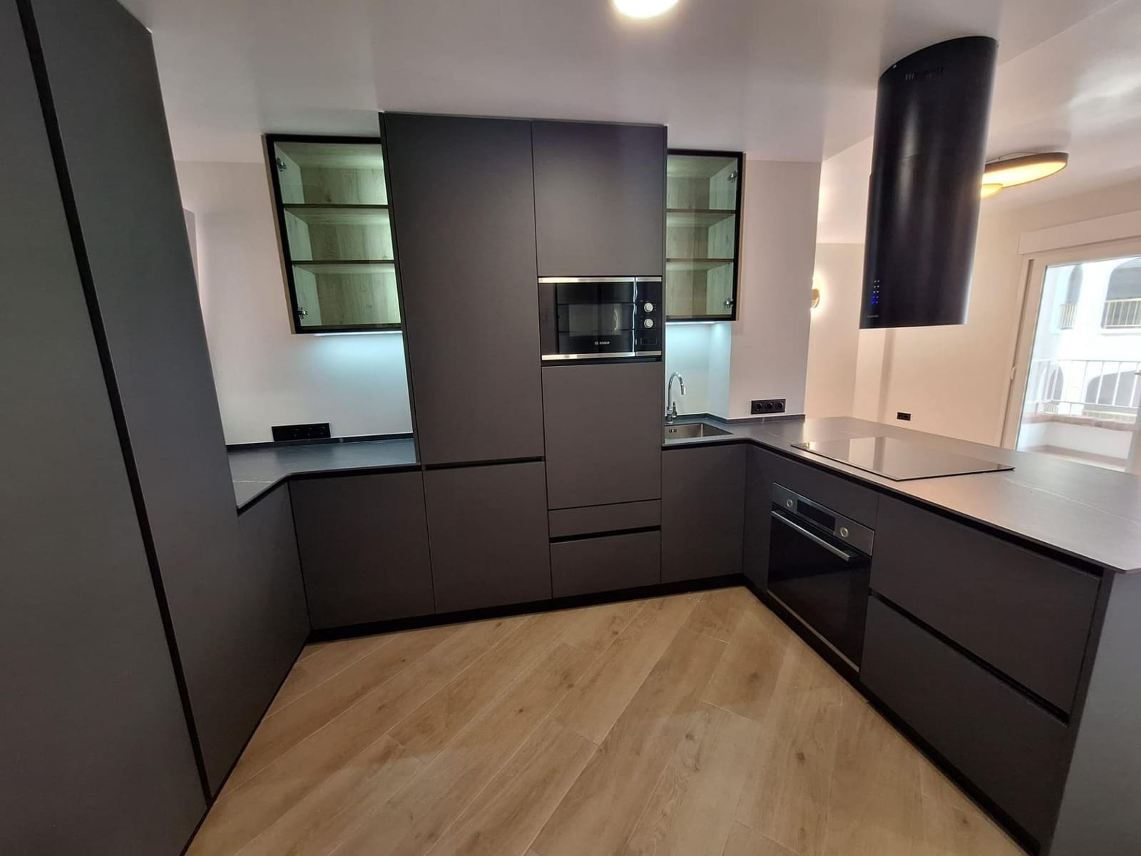 3 bedroom Apartment for sale in Torrevieja - € 270,000 (Ref: 9701629)