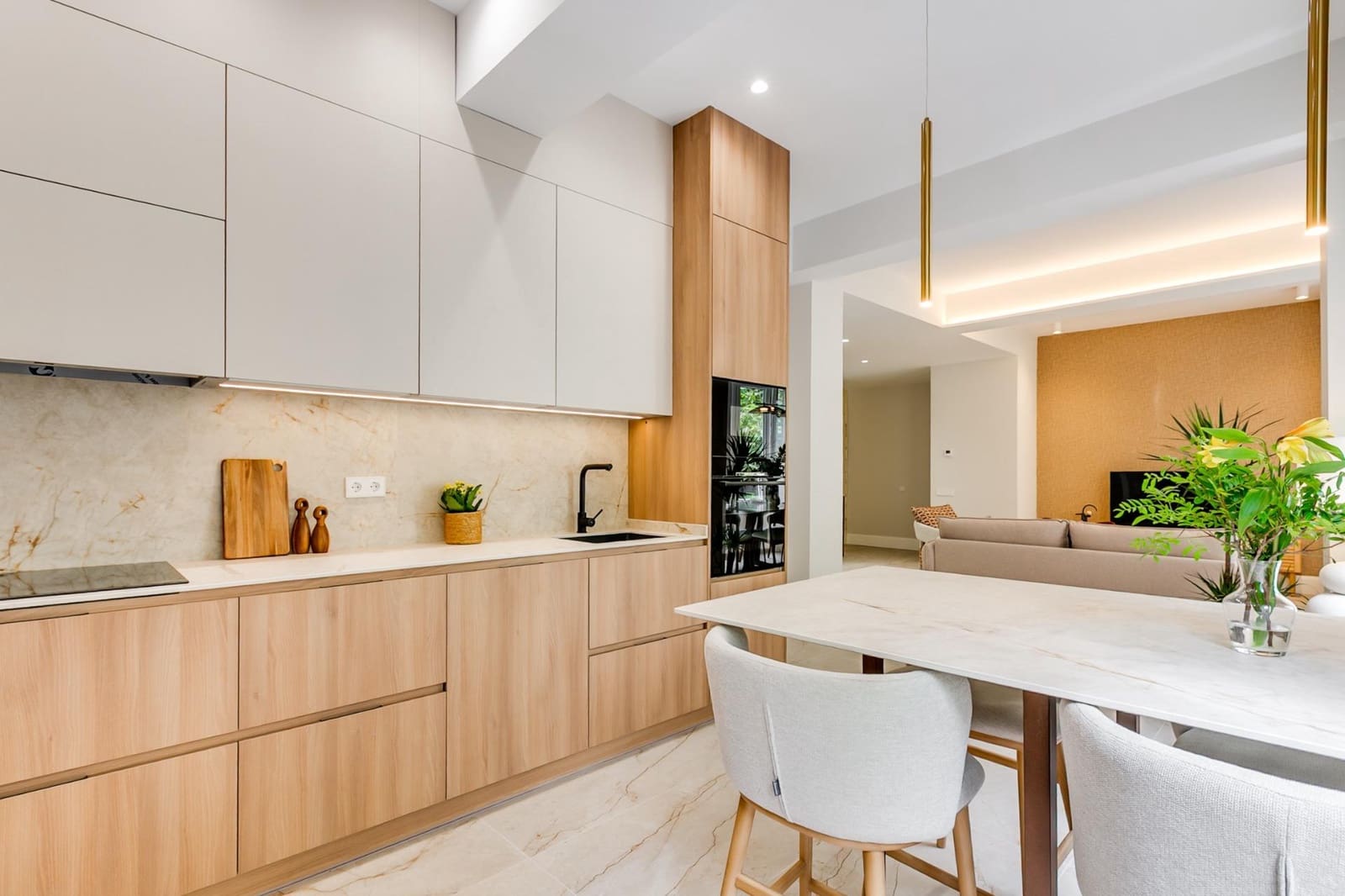 3 bedroom Flat for sale in Madrid city - € 1,196,000 (Ref: 9701630)